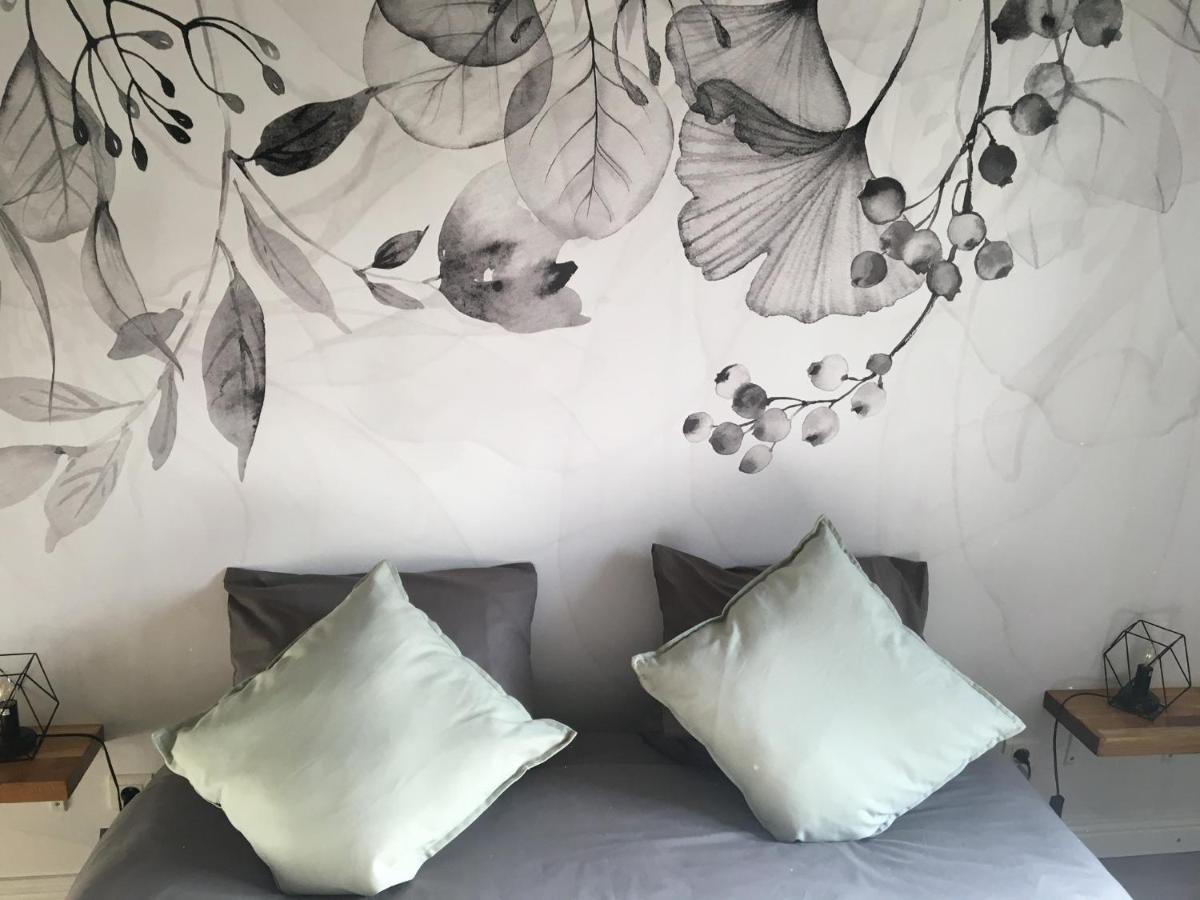 Veroliv : Superbe Appartement Renove Proche Du Centre-Ville Le Creusot Exterior foto